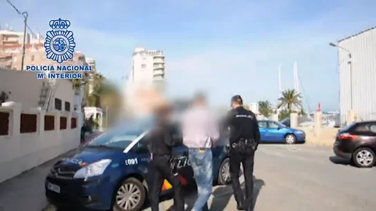 Momento de la detención del fugitivo alemán en Dènia Momento de la detención del fugitivo alemán en Dènia