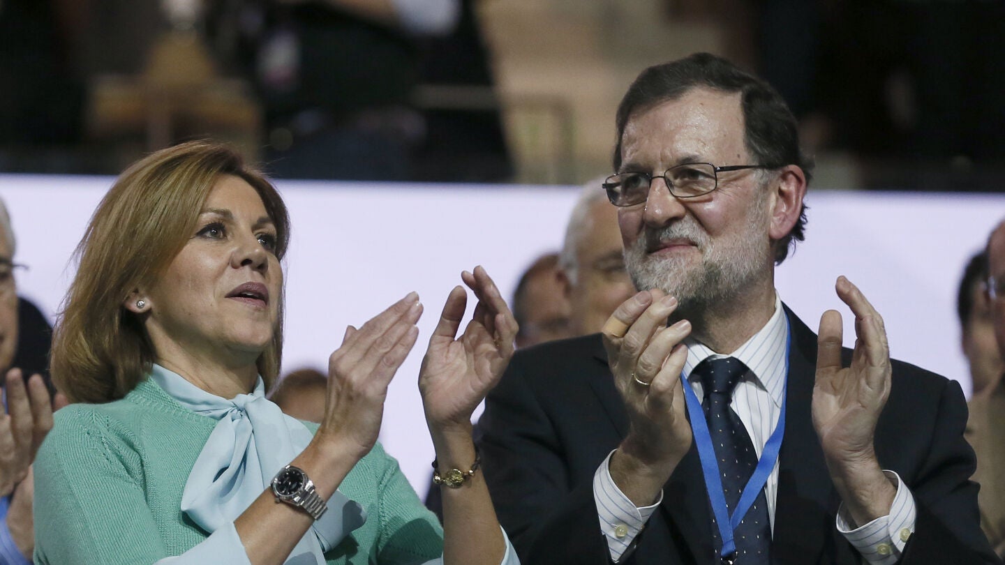 Mar&iacute;a Dolores de Cospedal, junto a Mariano Rajoy en el Congreso Nacional del PP