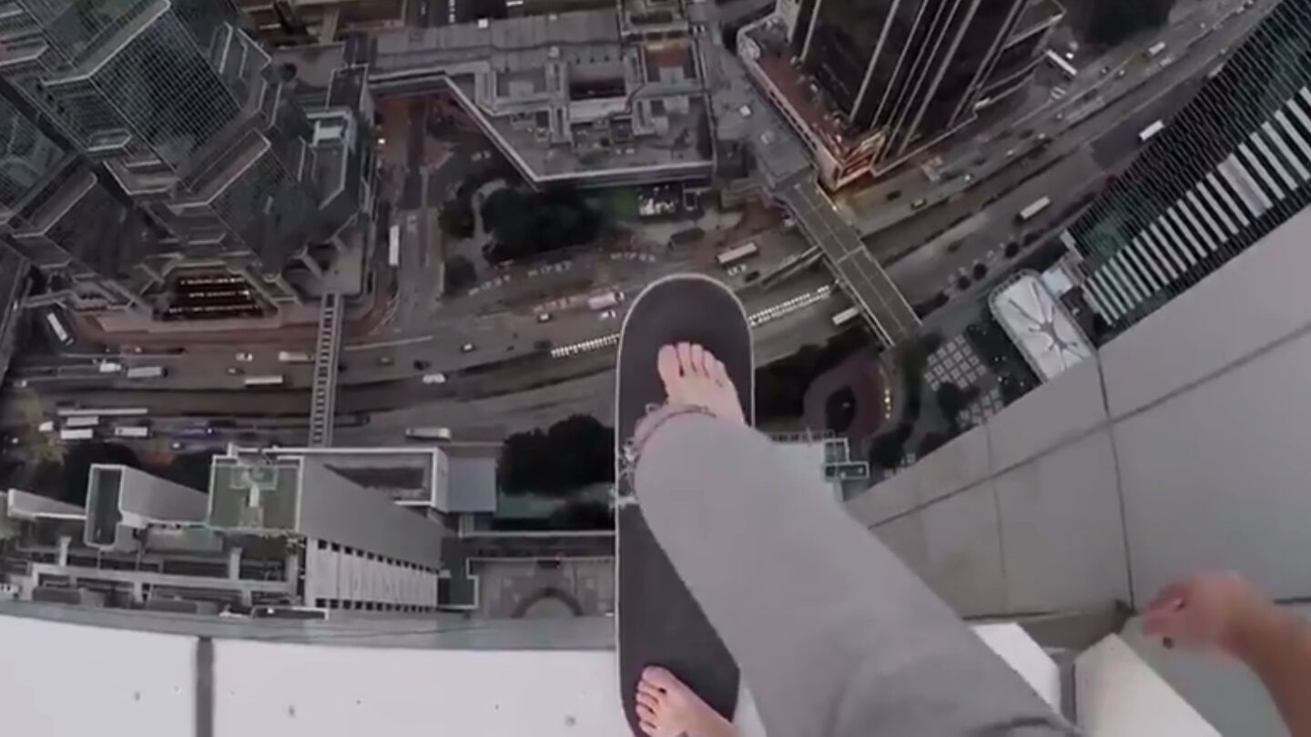  El deportista extremo Oleg Sherstyachenko en Hong Kong