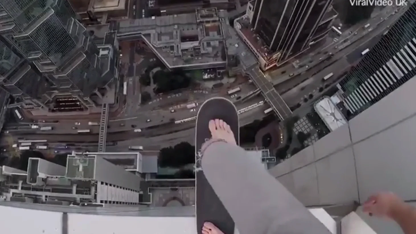  El deportista extremo Oleg Sherstyachenko en Hong Kong