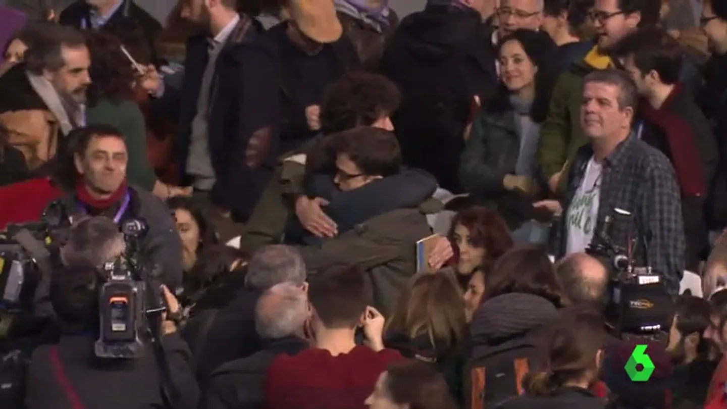 Frame 8.770049 de: ABRAZO Frame 8.770049 de: ABRAZO