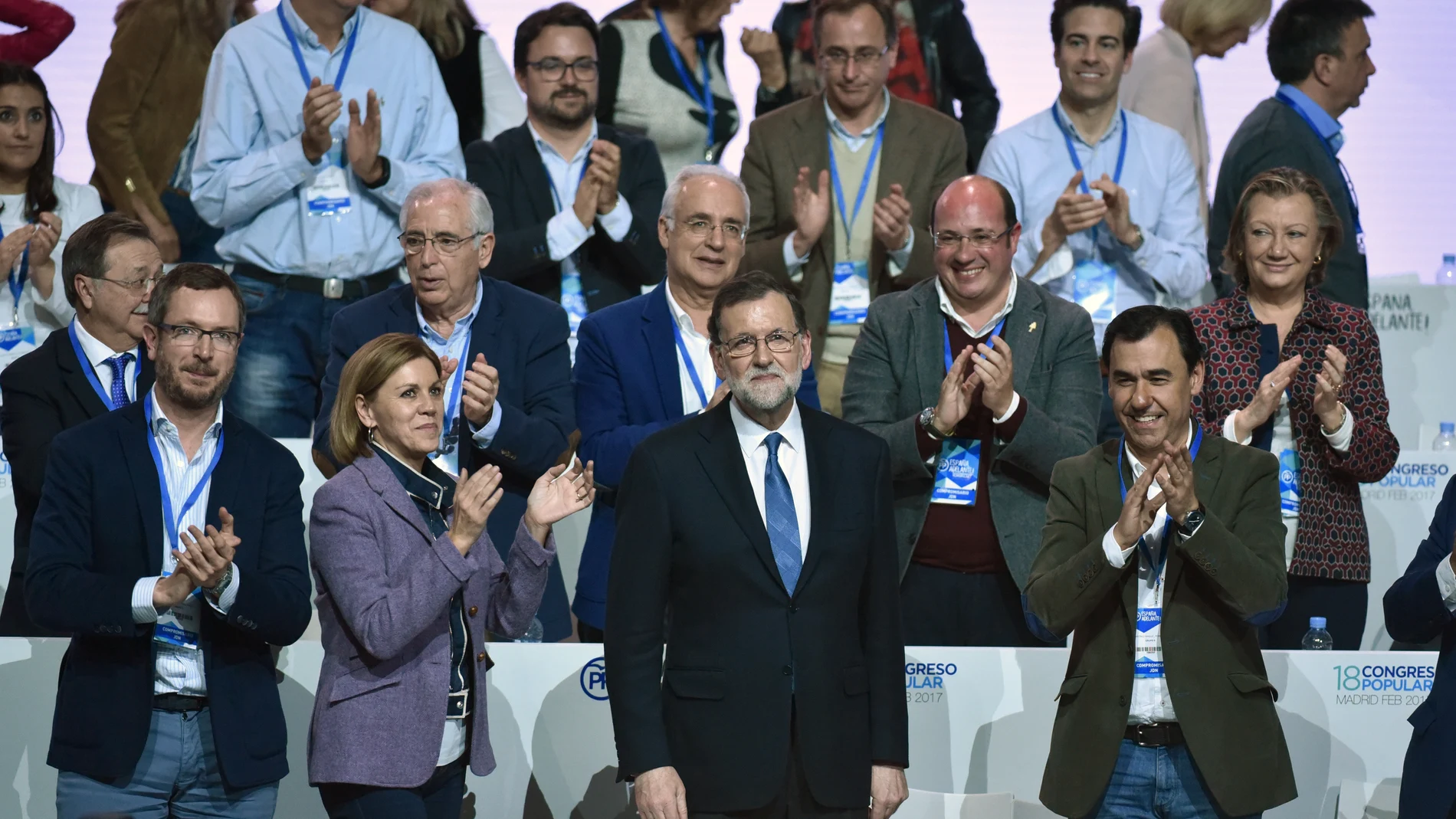 Mariano Rajoy, junto a María Dolores de Cospedal y Fernando Martínez-Maillo, entre otros