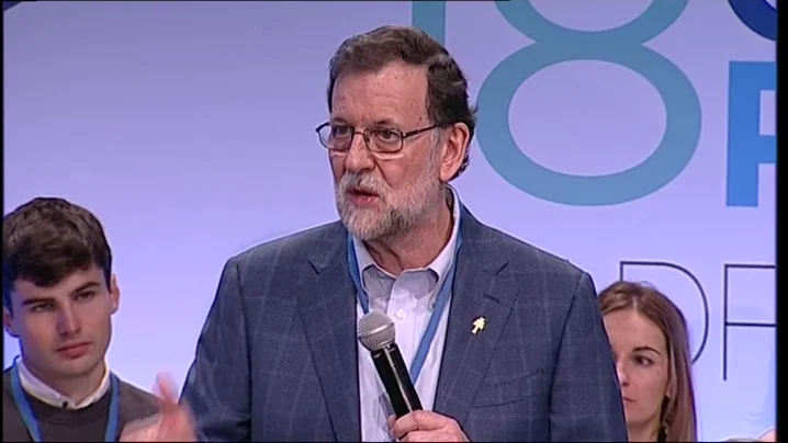 Frame 303.878533 de: RAJOY