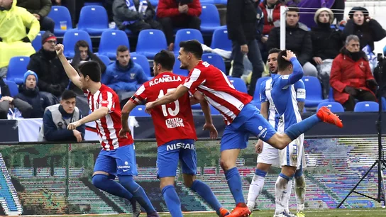Roberto Canella celebra el primer gol del Sporting contra el Leganés Roberto Canella celebra el primer gol del Sporting contra el Leganés