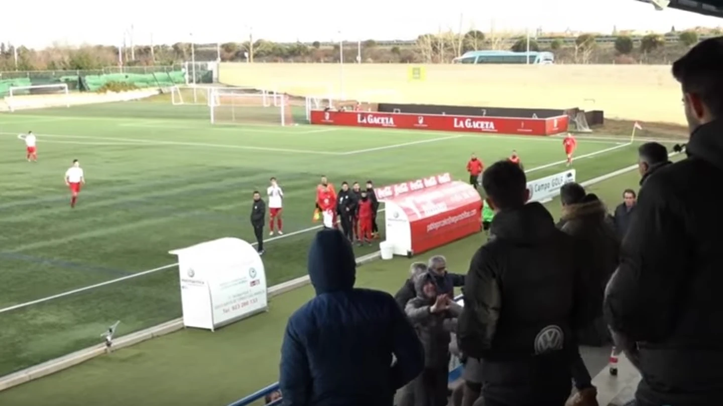 Pelea entre el Presidente de un club salmantino y unos aficionados Pelea entre el Presidente de un club salmantino y unos aficionados