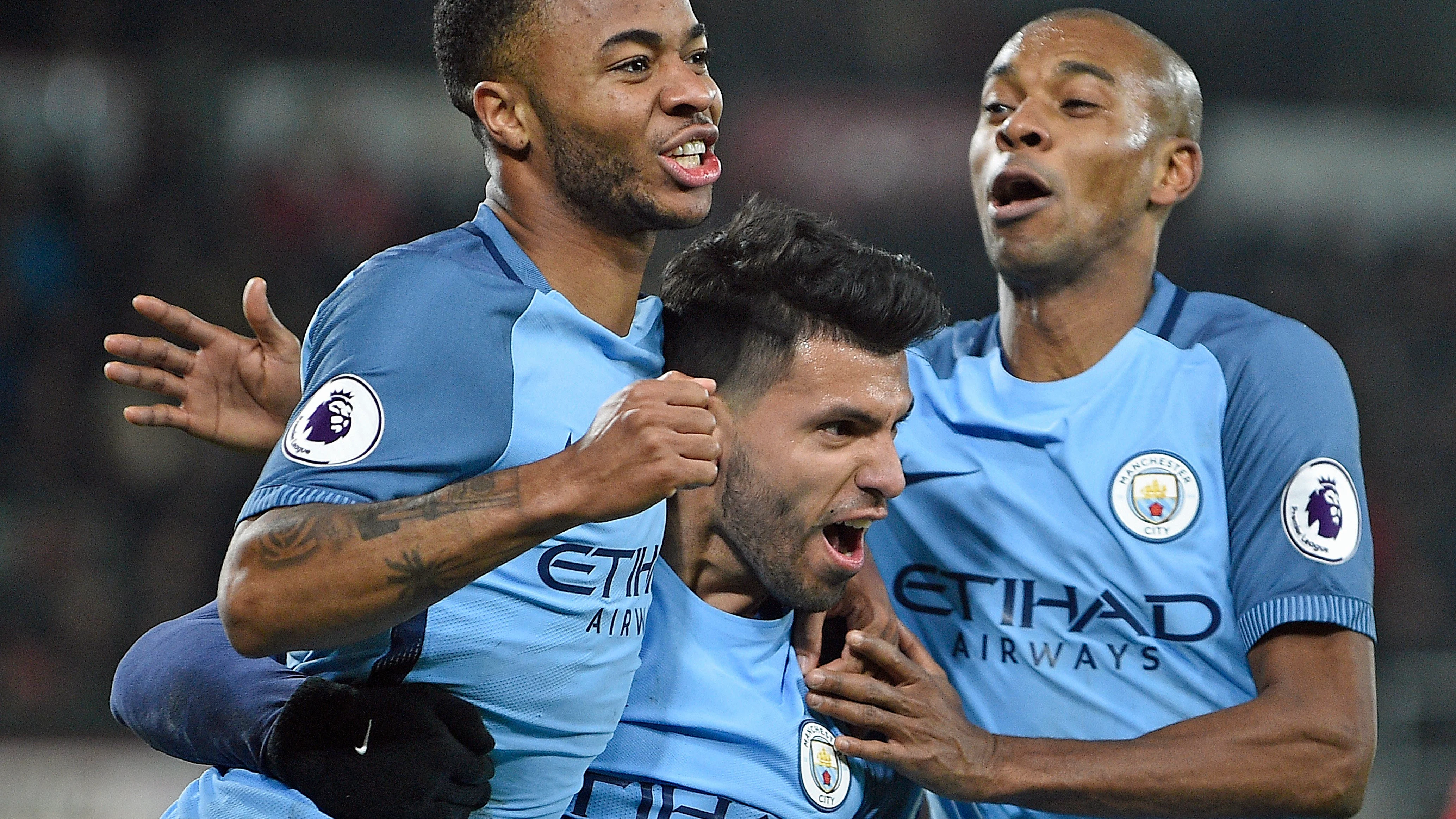 Los jugadores del City celebrando uno de los goles