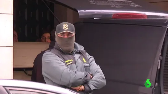 Frame 0.0 de: Un hombre asesina a su pareja y a la hija de esta en Daimiel, Ciudad Real Frame 0.0 de: Un hombre asesina a su pareja y a la hija de esta en Daimiel, Ciudad Real