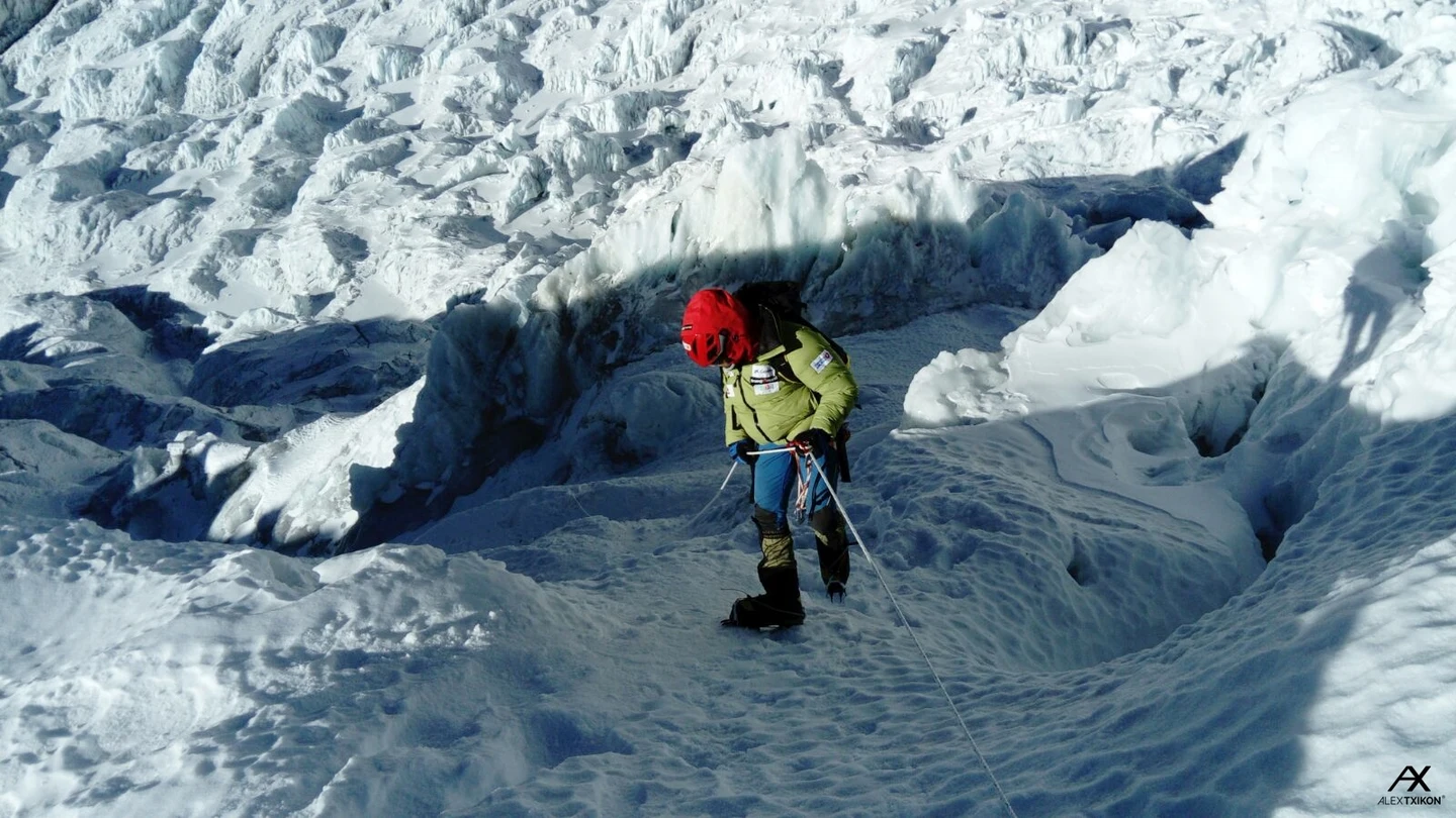 Alex Txikon, camino de la cumbre del Everest Alex Txikon, camino de la cumbre del Everest