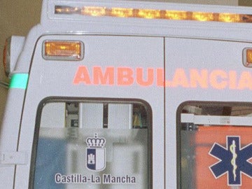 Imagen de archivo de una ambulancia de Castilla-La Mancha Imagen de archivo de una ambulancia de Castilla-La Mancha