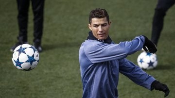 Cristiano Ronaldo, en el entrenamiento en Valdebebas