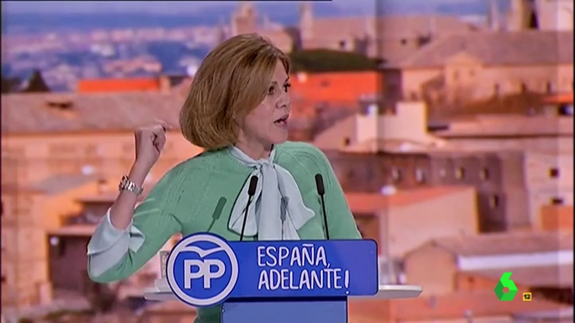 Frame 15.203027 de: María Dolores de Cospedal se cuela en Vistalegre II para apoyar a Mariano Rajoy