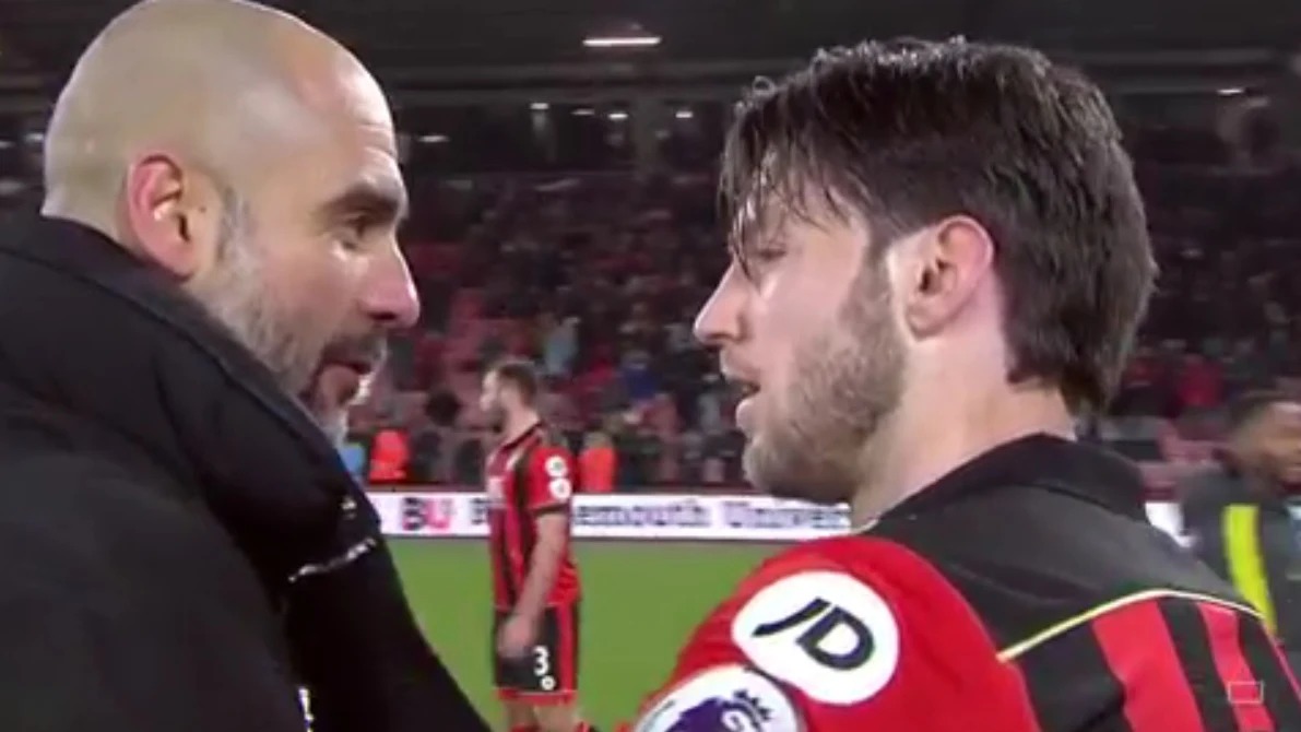 Guardiola y Arter charlan después del partido