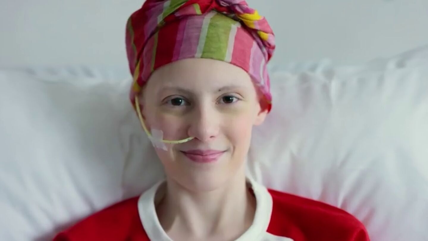 Frame 10.606666 de: '&iexcl;Resistir&eacute;!', el himno para los ni&ntilde;os luchadores que pelean d&iacute;a a d&iacute;a por dejar KO al c&aacute;ncer