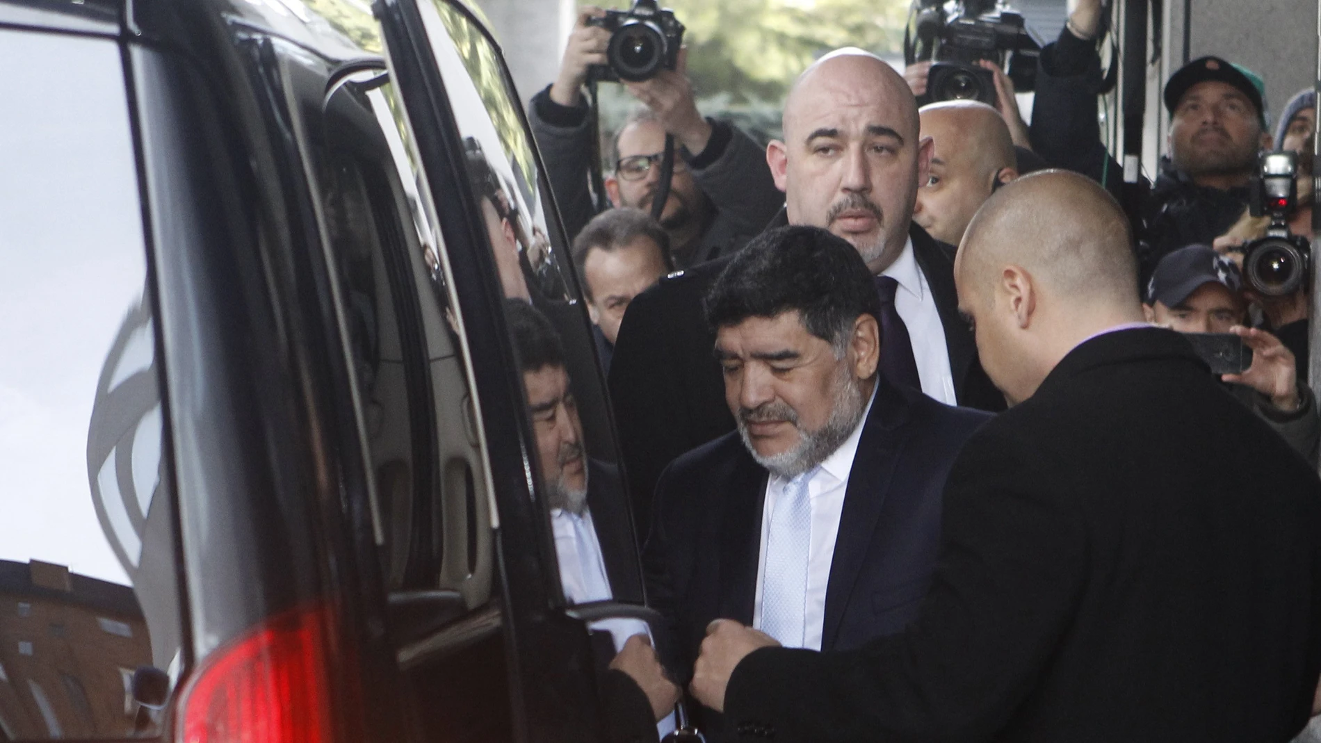 Maradona abandona su hotel en Madrid