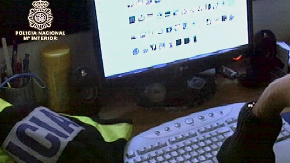 Operación policial contra la pornografía infantil (Archivo) Operación policial contra la pornografía infantil (Archivo)