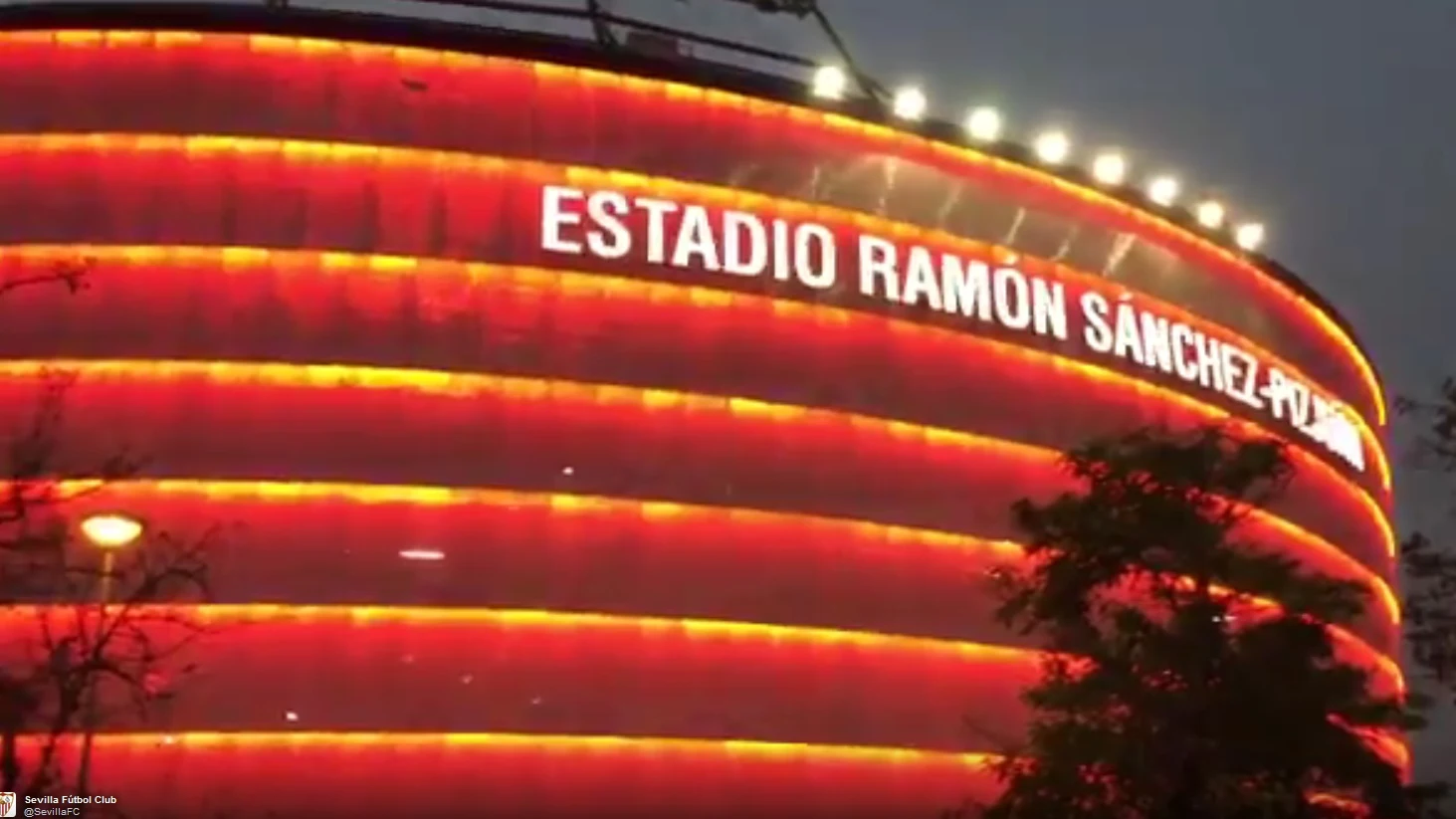 La iluminación del Sánchez Pizjuan antes de recibir al Leicester