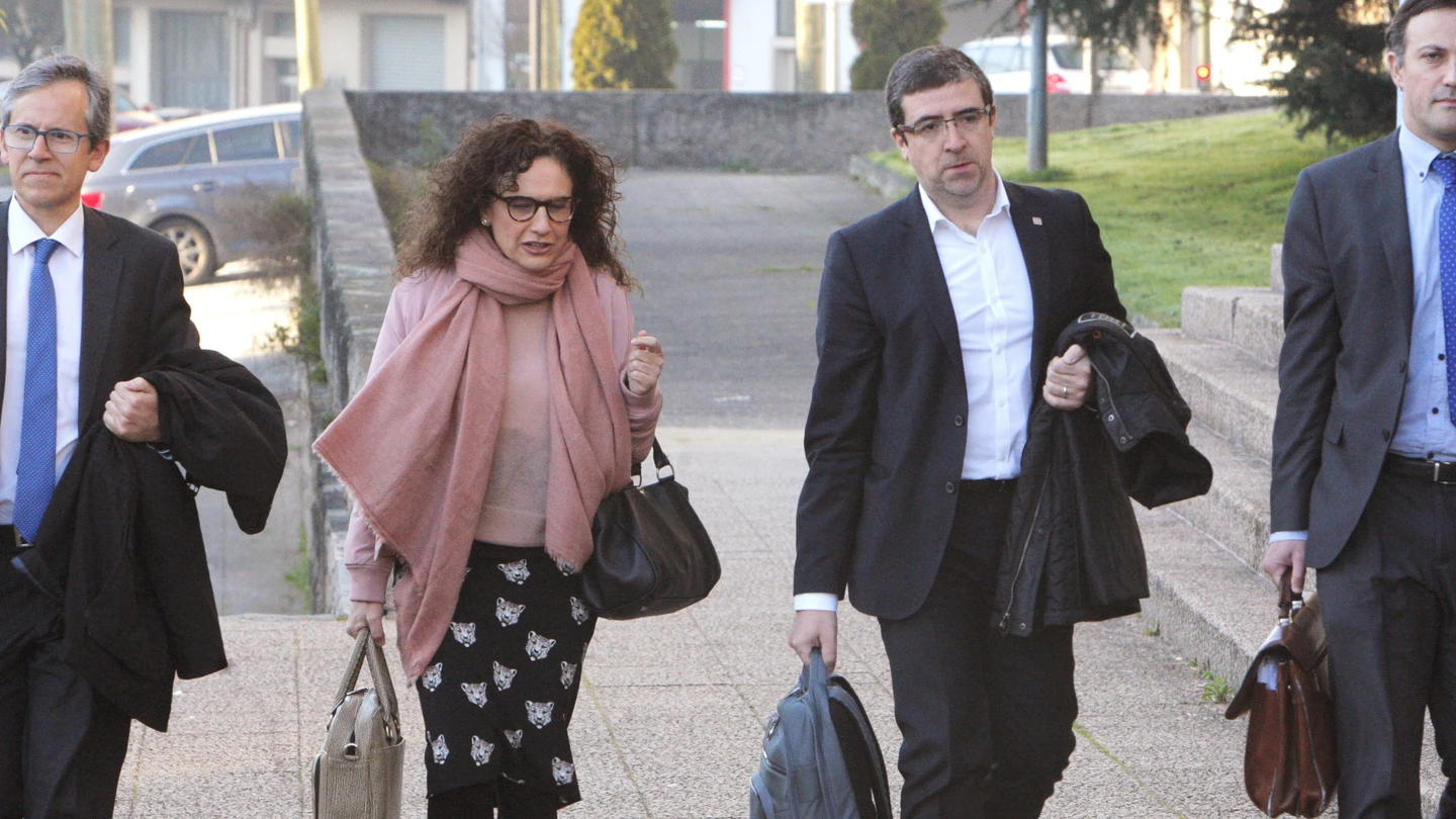 Acusados de retrasar fármacos de la hepatitis C Acusados de retrasar fármacos de la hepatitis C