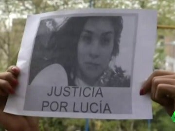 Frame 81.679326 de: Las mujeres argentinas convocan un día de paro mundial por todas las víctimas de violencia machista Frame 81.679326 de: Las mujeres argentinas convocan un día de paro mundial por todas las víctimas de violencia machista
