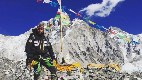 Alex Txikon, en el campo base del Everest Alex Txikon, en el campo base del Everest