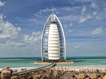 Burj al Arab, uno de los hoteles más altos de Dubái (EAU) Burj al Arab, uno de los hoteles más altos de Dubái (EAU)
