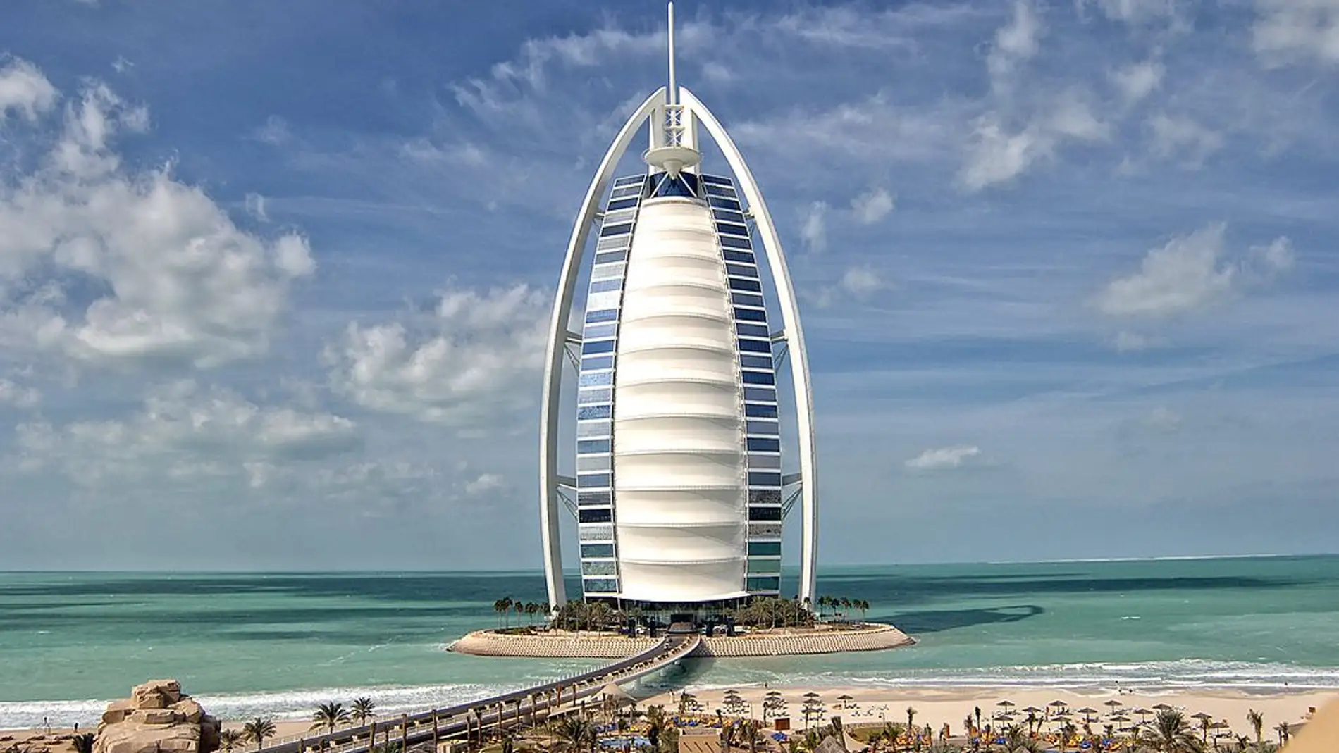 Burj al Arab, uno de los hoteles más altos de Dubái (EAU)