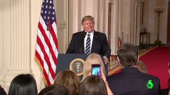 Días después del arresto de la familia de Ali, Trump elogia a los afroamericanos Días después del arresto de la familia de Ali, Trump elogia a los afroamericanos