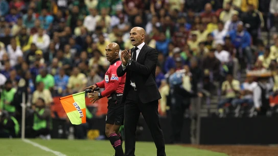 Jémez, durante el partido contra el América Jémez, durante el partido contra el América