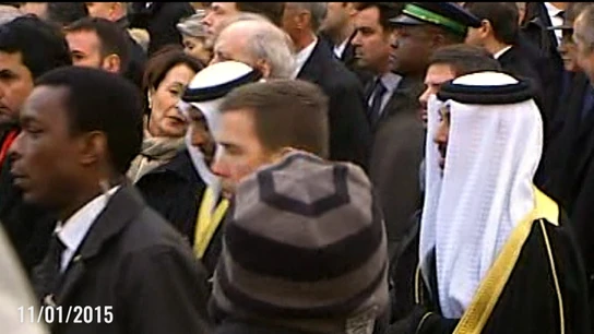 Miembros del Gobierno de Arabia en una manifestación por la libertad de expresión Miembros del Gobierno de Arabia en una manifestación por la libertad de expresión