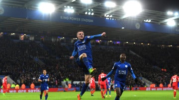 Vardy celebra un gol ante el Liverpool