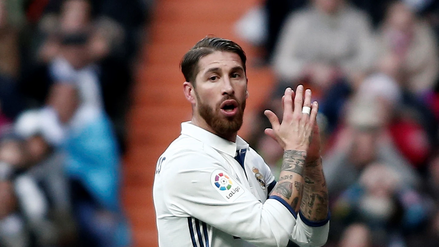 Sergio Ramos lamenta una ocasión fallada con el Madrid Sergio Ramos lamenta una ocasión fallada con el Madrid