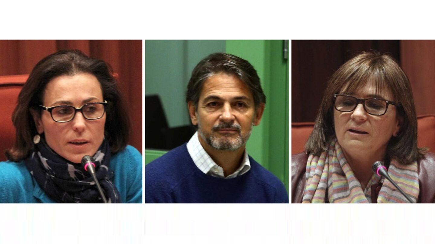 Fotograf&iacute;a de los hijos del expresident catal&aacute;n Jordi Pujol, Mireia (i) y Marta (d), y Oriol Pujol (c)