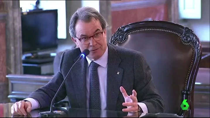 Frame 78.766824 de: Artur Mas reprocha que en un mes "nadie se acordó" de que el 9N podía ser "un gran delito"