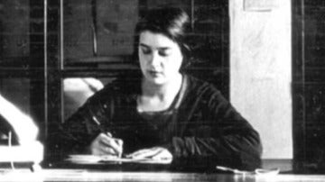 María Moliner