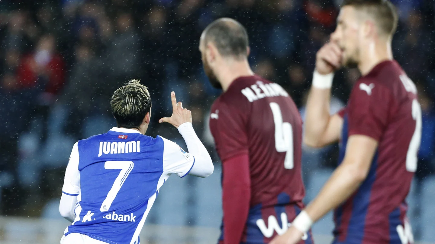 Juanmi dedica su gol a Pablo Ráez Juanmi dedica su gol a Pablo Ráez