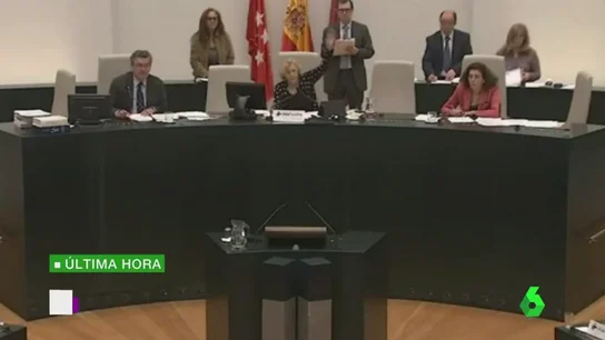 Frame 12.904552 de: Carmena se desmarca de Ahora Madrid y vota con PP y C's a favor de recibir a la familia de Leopoldo López Frame 12.904552 de: Carmena se desmarca de Ahora Madrid y vota con PP y C's a favor de recibir a la familia de Leopoldo López