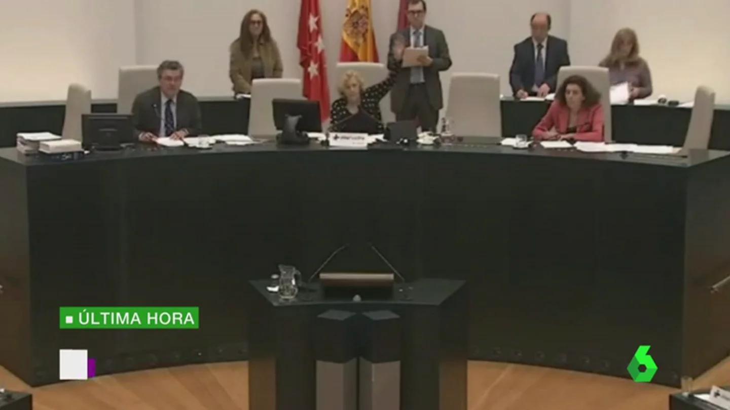 Frame 12.904552 de: Carmena se desmarca de Ahora Madrid y vota con PP y C's a favor de recibir a la familia de Leopoldo López Frame 12.904552 de: Carmena se desmarca de Ahora Madrid y vota con PP y C's a favor de recibir a la familia de Leopoldo López