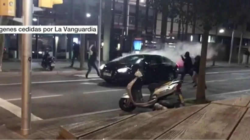 Ataque a un coche en Barcelona