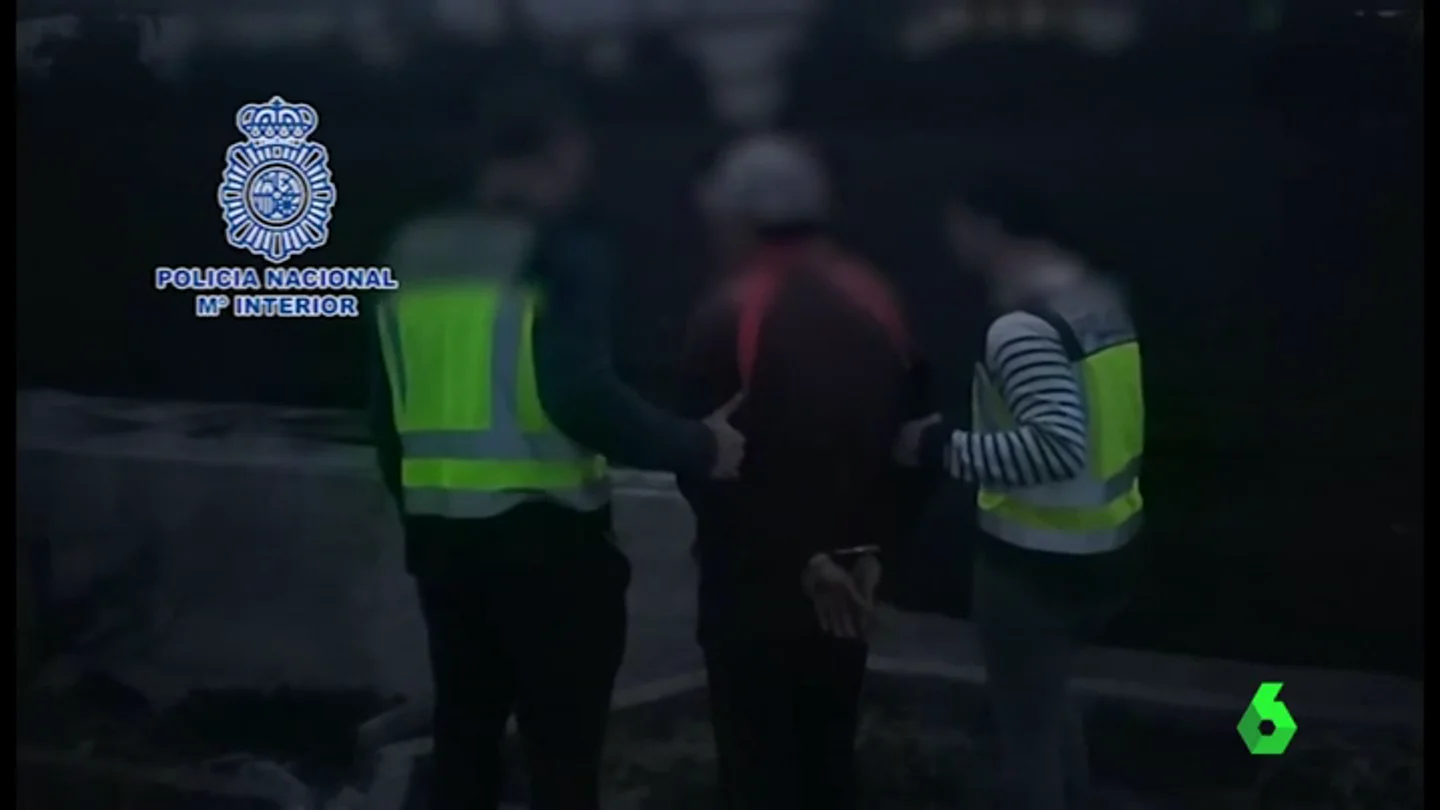 Frame 0.644076 de: asesino detenido Frame 0.644076 de: asesino detenido