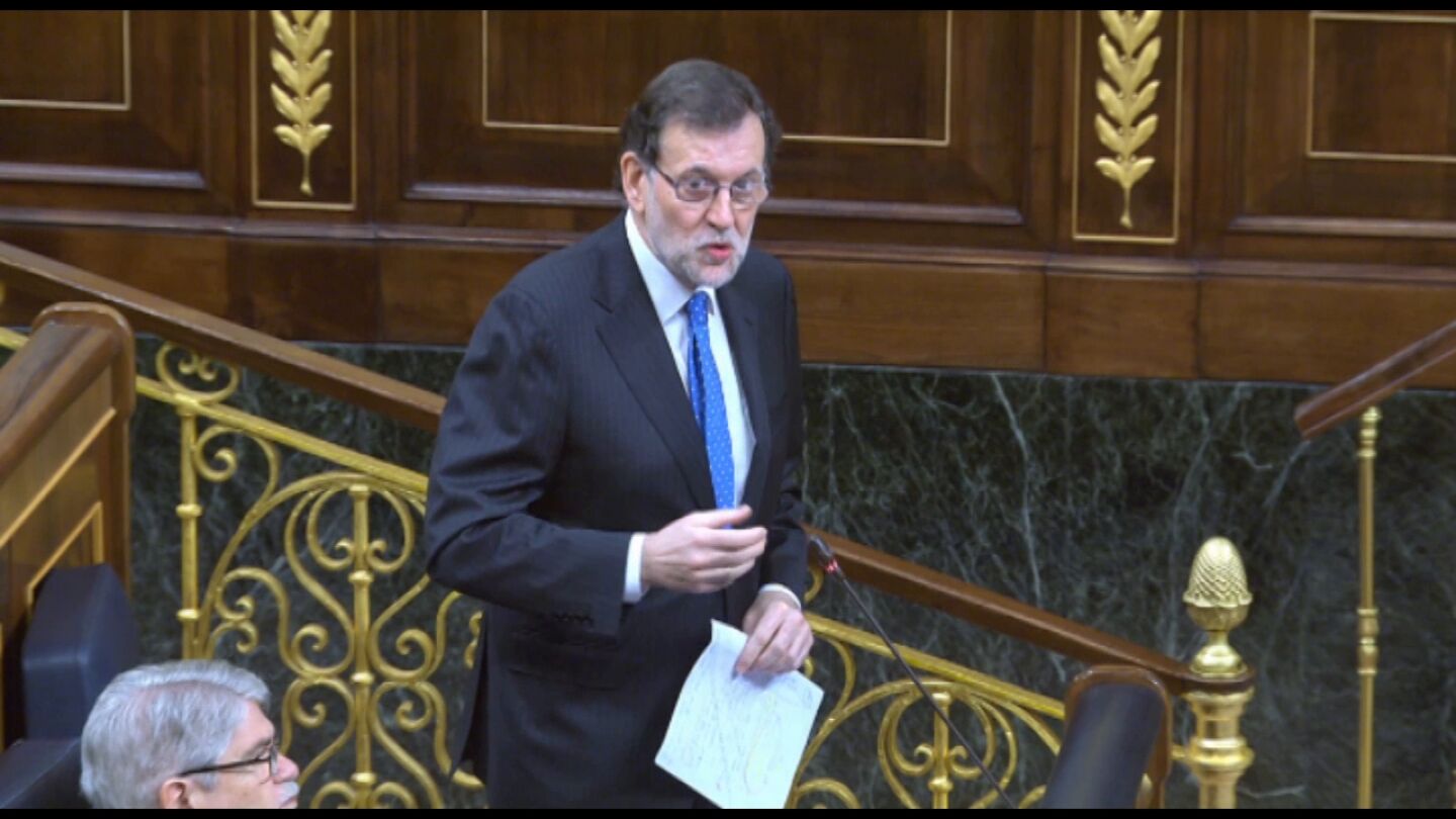 Frame 4.359685 de: Mariano Rajoy: &ldquo;Ya estamos cumpliendo una parte importante del acuerdo que firmamos&rdquo;