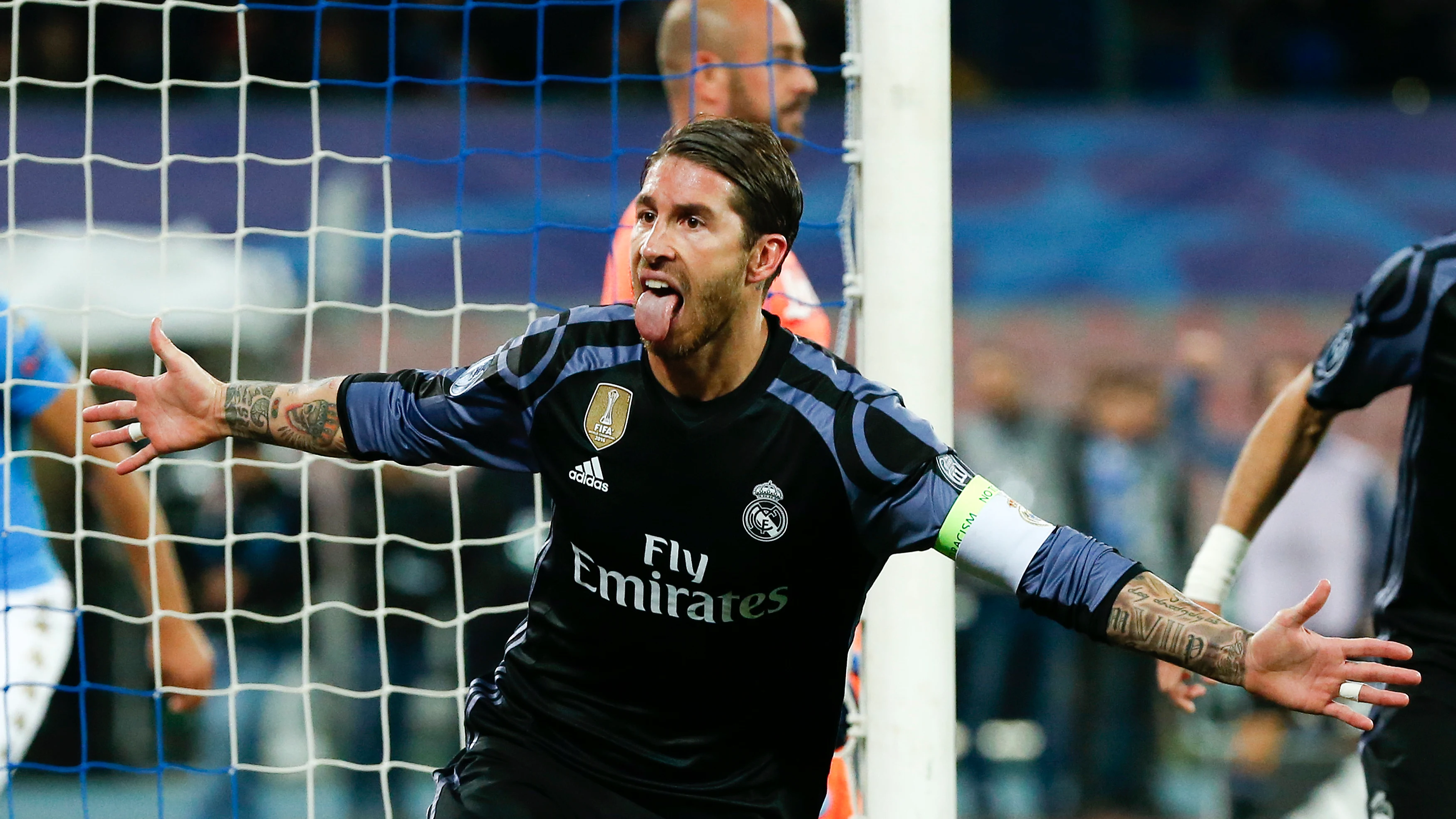 Sergio Ramos celebra el 1-1 contra el N&aacute;poles