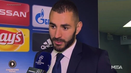 Benzema atiende a los micrófonos de Atresmedia Benzema atiende a los micrófonos de Atresmedia