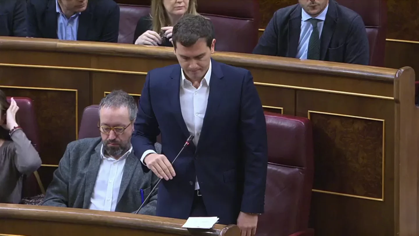 Frame 0.0 de: Albert Rivera: “Hoy se aprueba una nueva reforma de la ley electoral” Frame 0.0 de: Albert Rivera: “Hoy se aprueba una nueva reforma de la ley electoral”