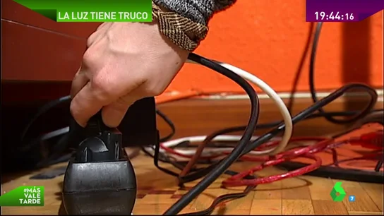 Frame 53.971975 de: electricidad Frame 53.971975 de: electricidad