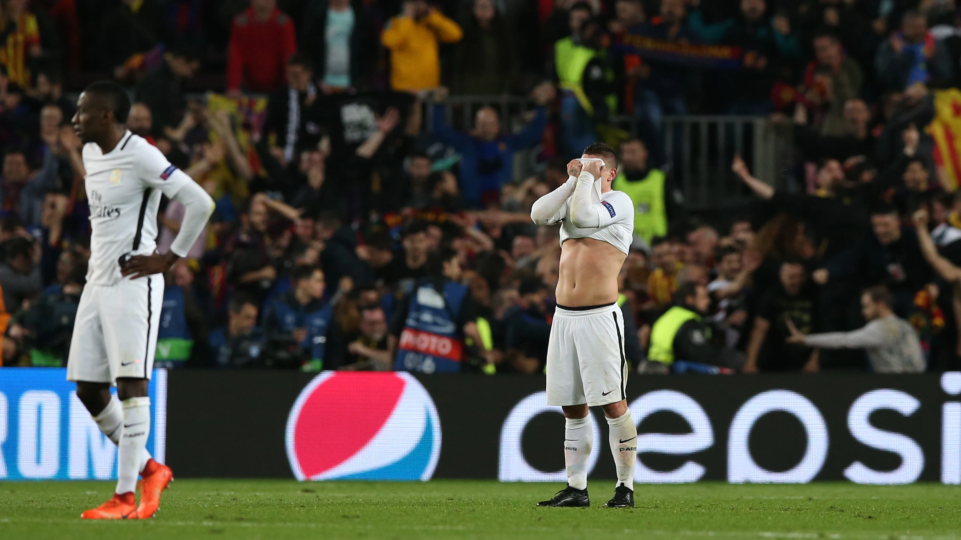 Verratti se tapa la cara ante la remontada del Barcelona Verratti se tapa la cara ante la remontada del Barcelona