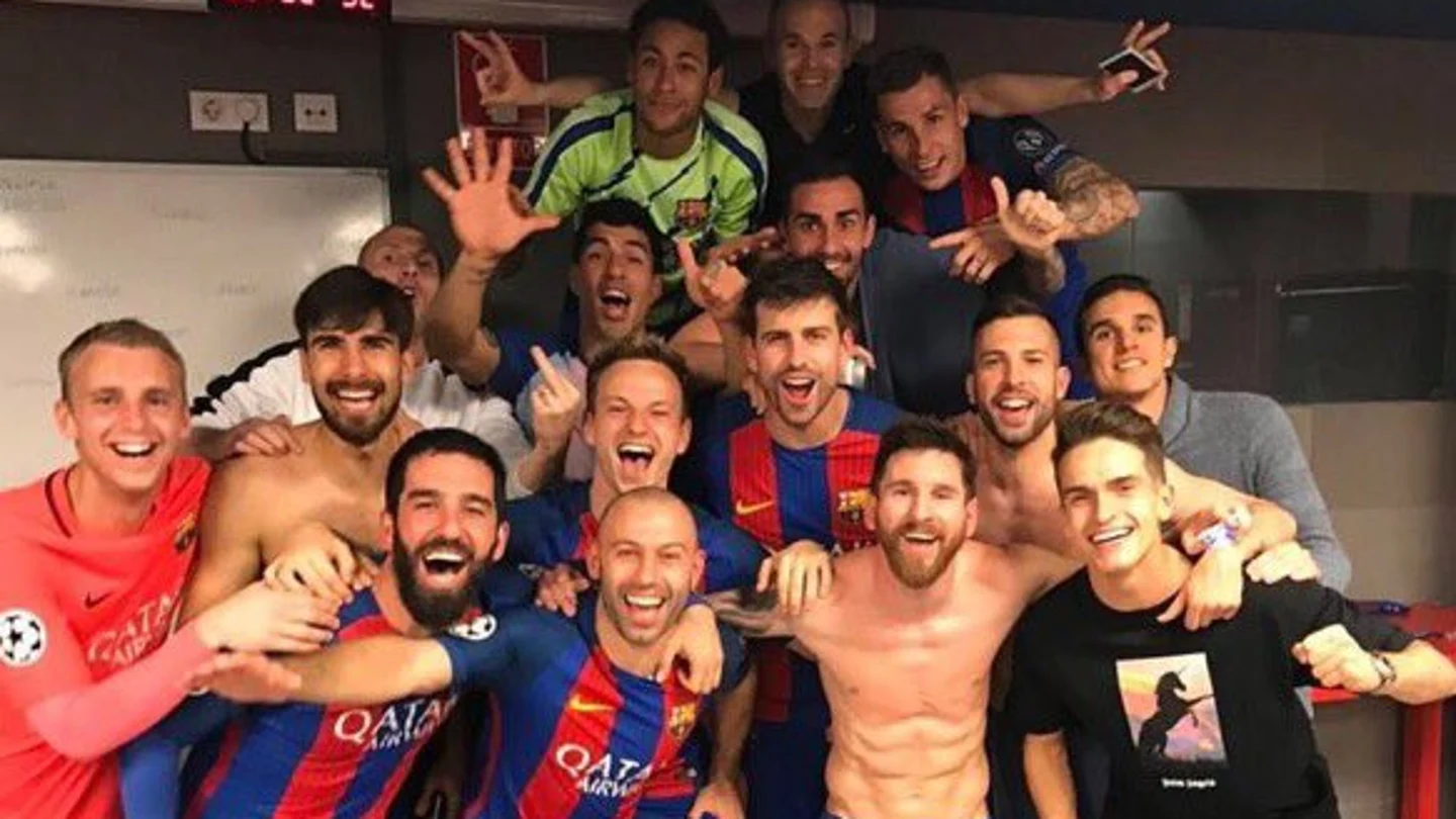 Los jugadores del Barcelona celebran la victoria contra el PSG Los jugadores del Barcelona celebran la victoria contra el PSG