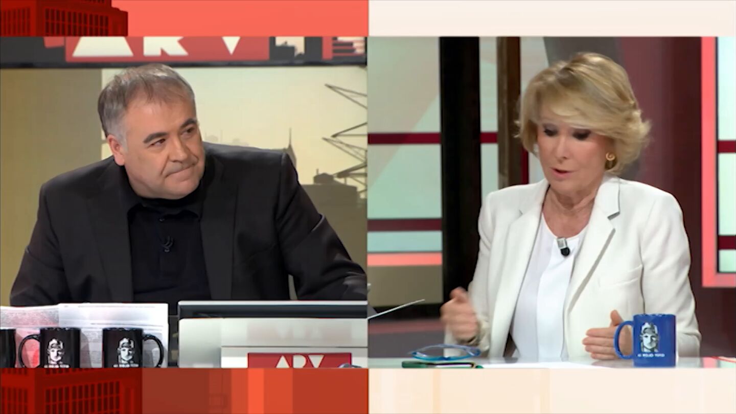 Frame 0.0 de: Esperanza Aguirre asegura que los pol&iacute;ticos anglosajones que dimiten no dejan el esca&ntilde;o