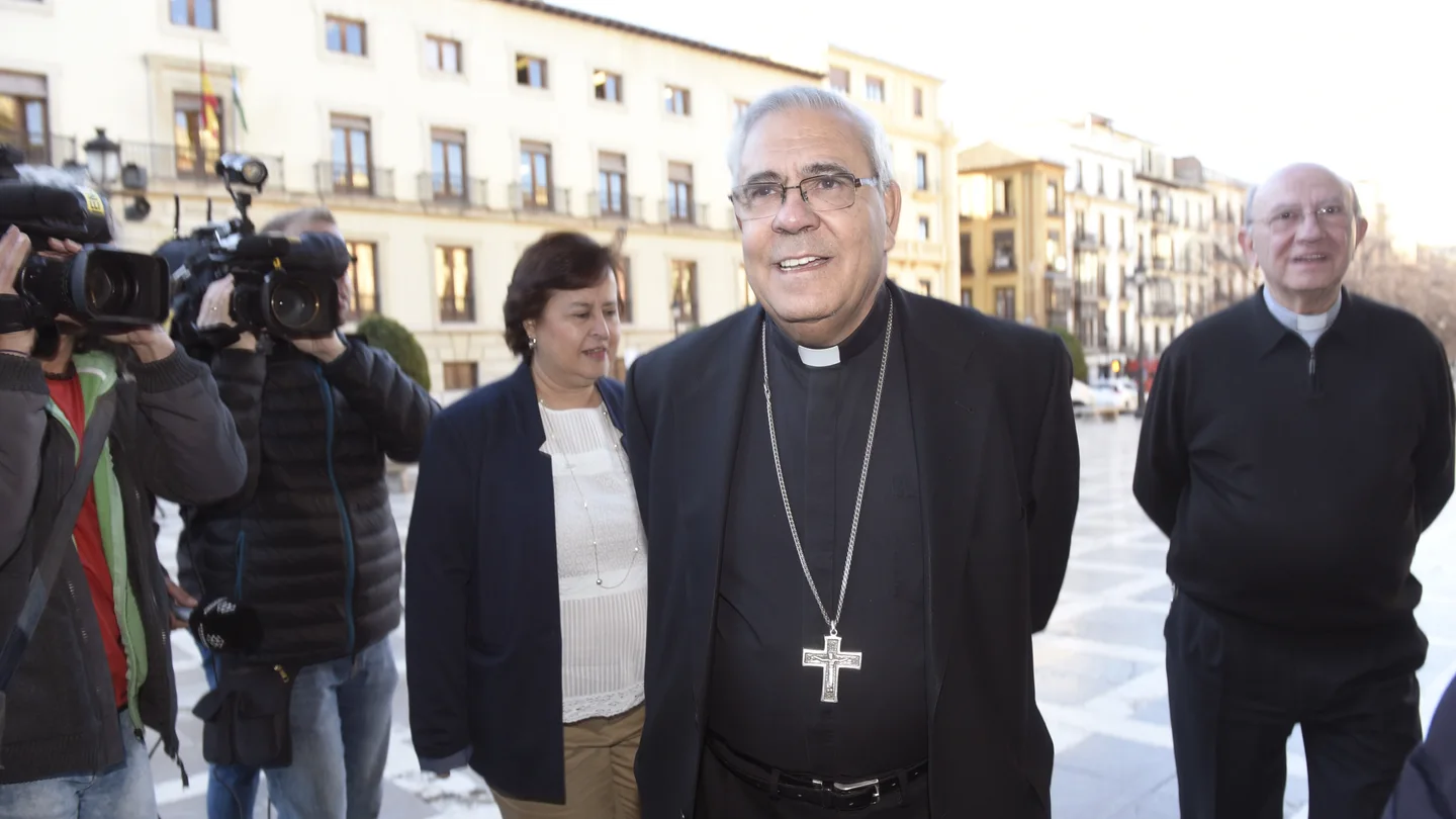 El arzobispo de Granada. Francisco Javier Martínez El arzobispo de Granada. Francisco Javier Martínez