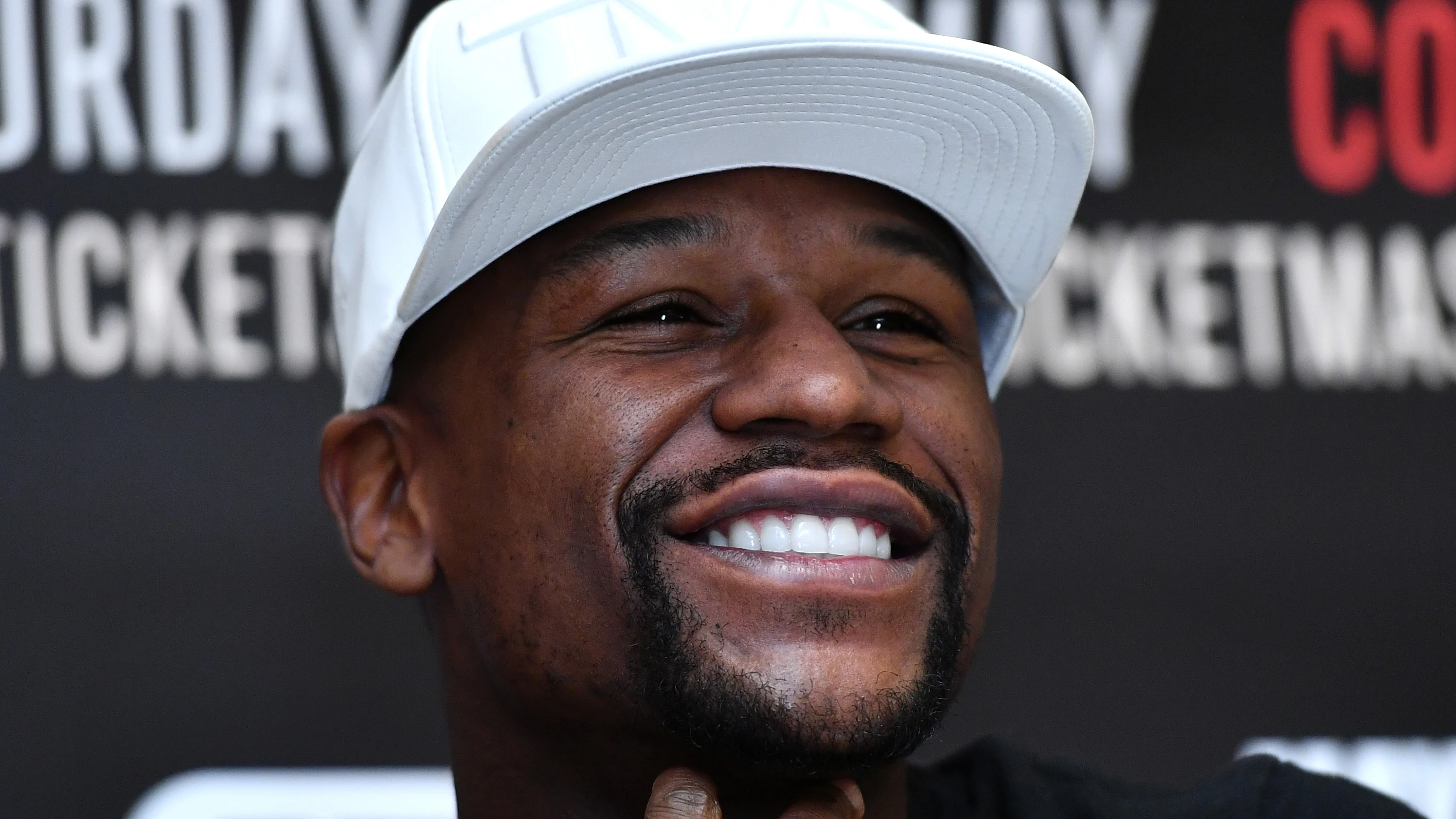 Mayweather, durante una rueda de prensa