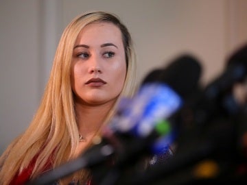 La marine Marisa Woytek durante una conferencia de prensa por las fotografías íntimas publicadas sin su consentimiento La marine Marisa Woytek durante una conferencia de prensa por las fotografías íntimas publicadas sin su consentimiento
