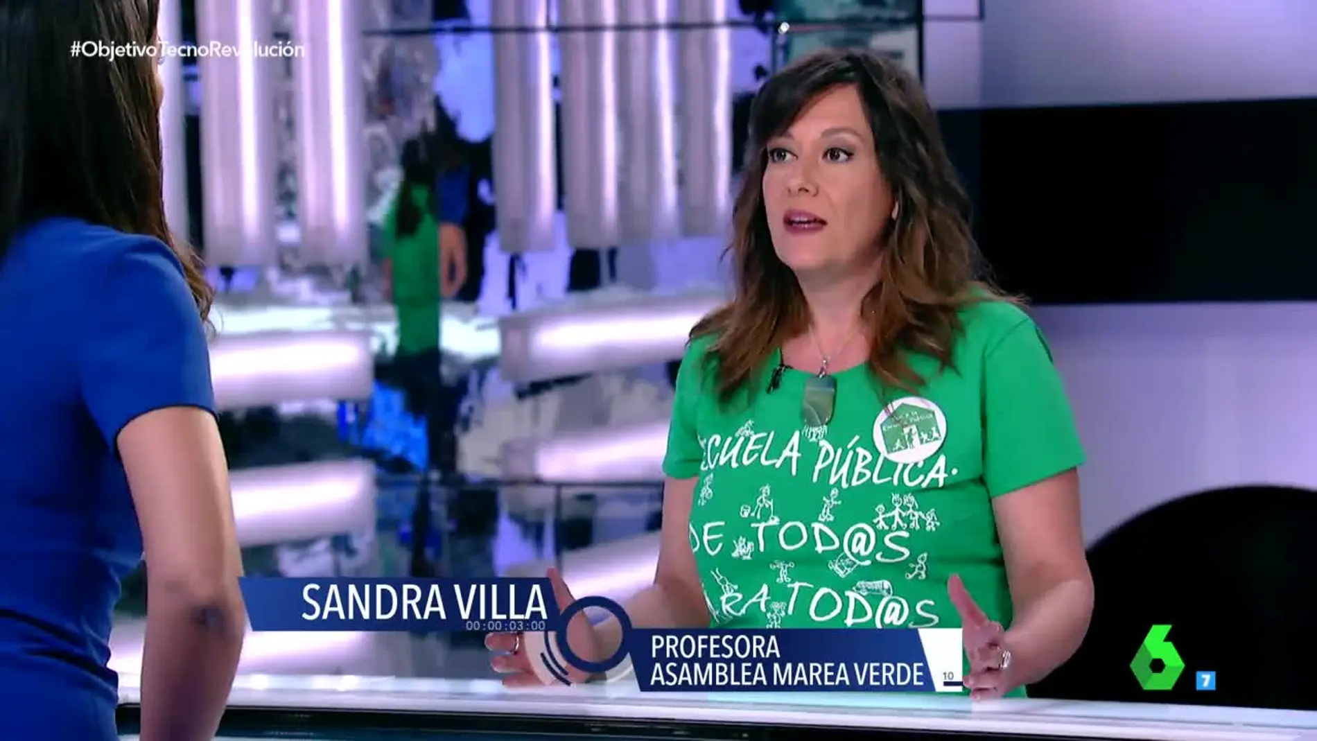 Sandra Villa, profesora